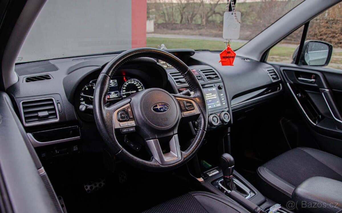 2017 Subaru FORESTER - 10