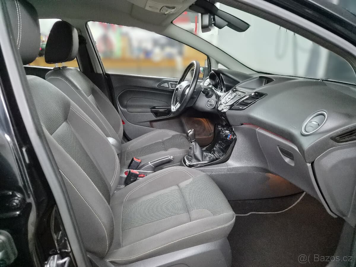 2017 Ford FIESTA - 10