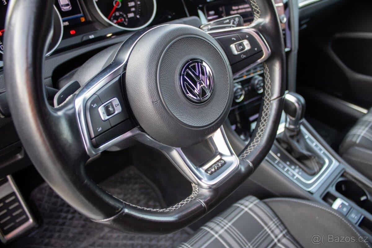 2017 Volkswagen GOLF - 10