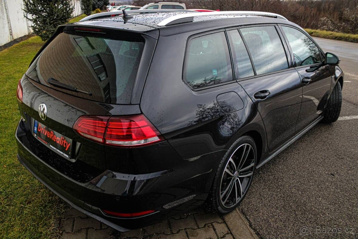 2019 Volkswagen GOLF - 10