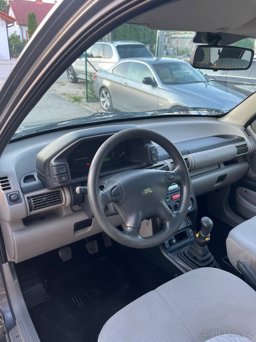Land Rover FREELANDER - 10