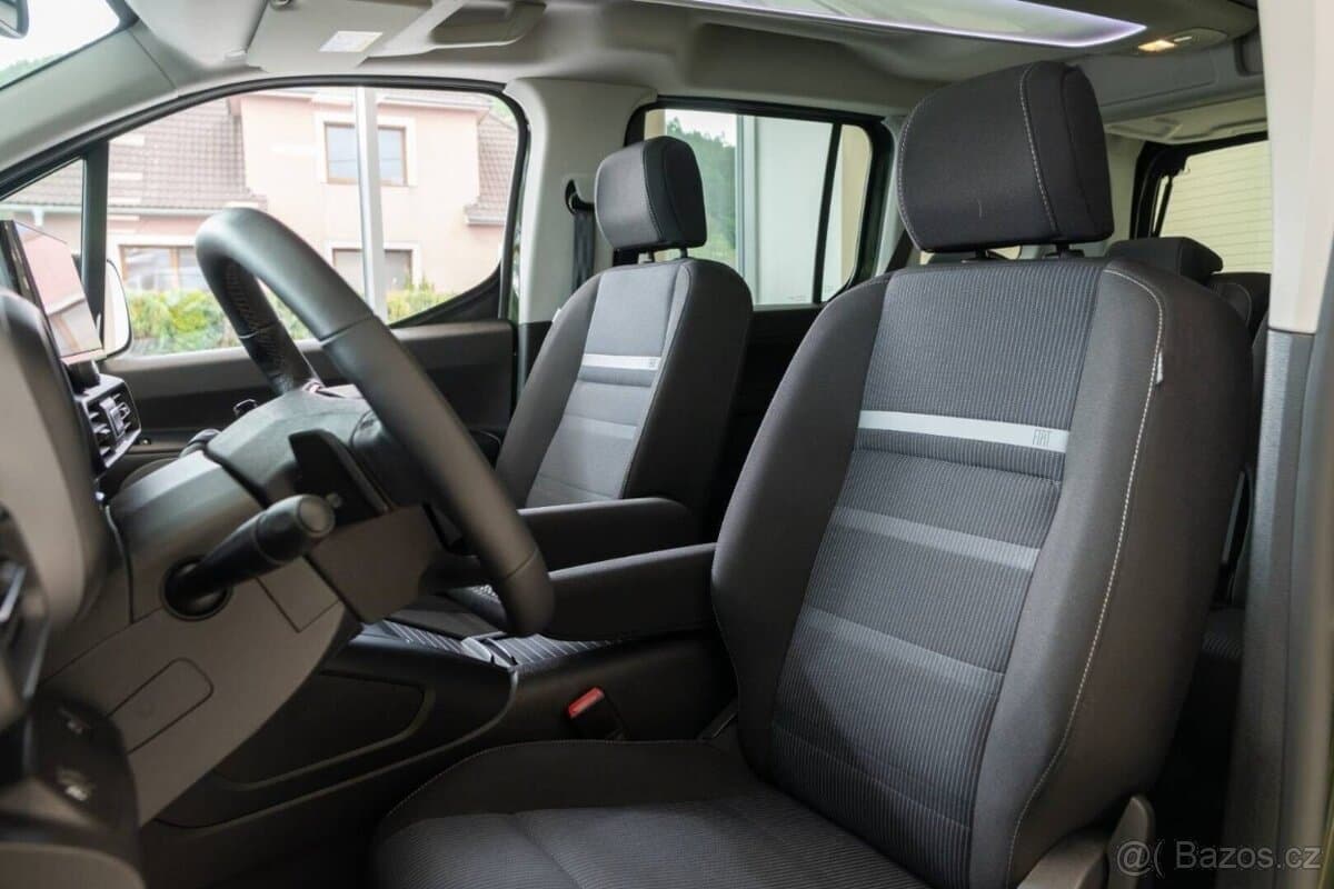 2025 Fiat DOBLO - 10