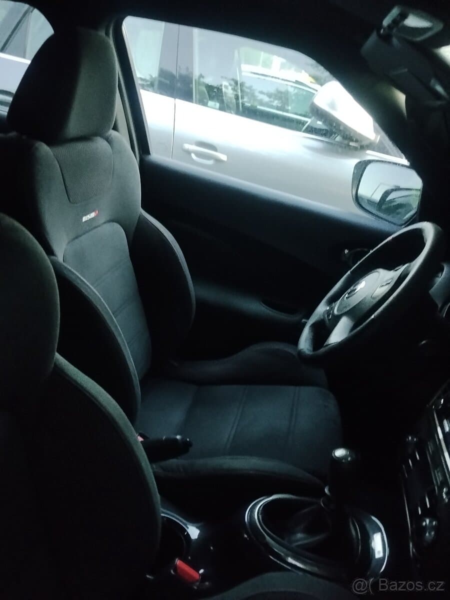 Nissan JUKE - 10