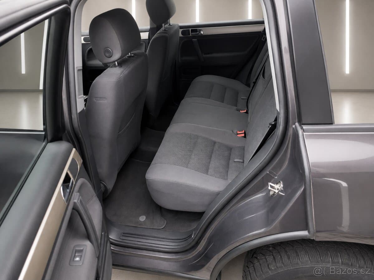 2008 Volkswagen TOUAREG - 10