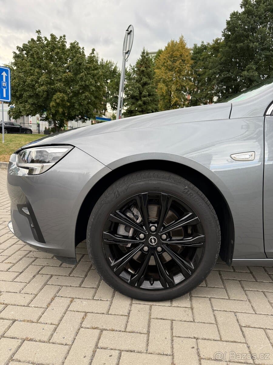 2021 Opel INSIGNIA - 10