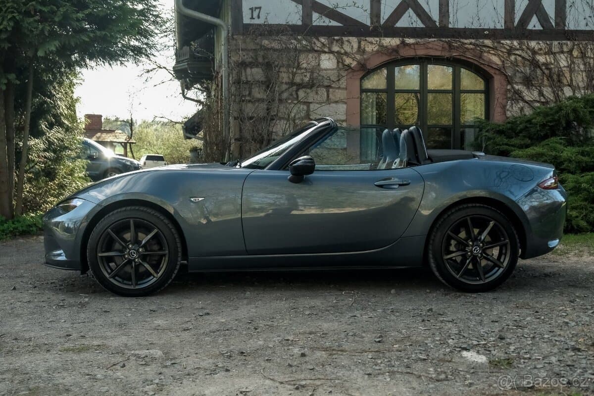 2017 Mazda MX-5 - 10