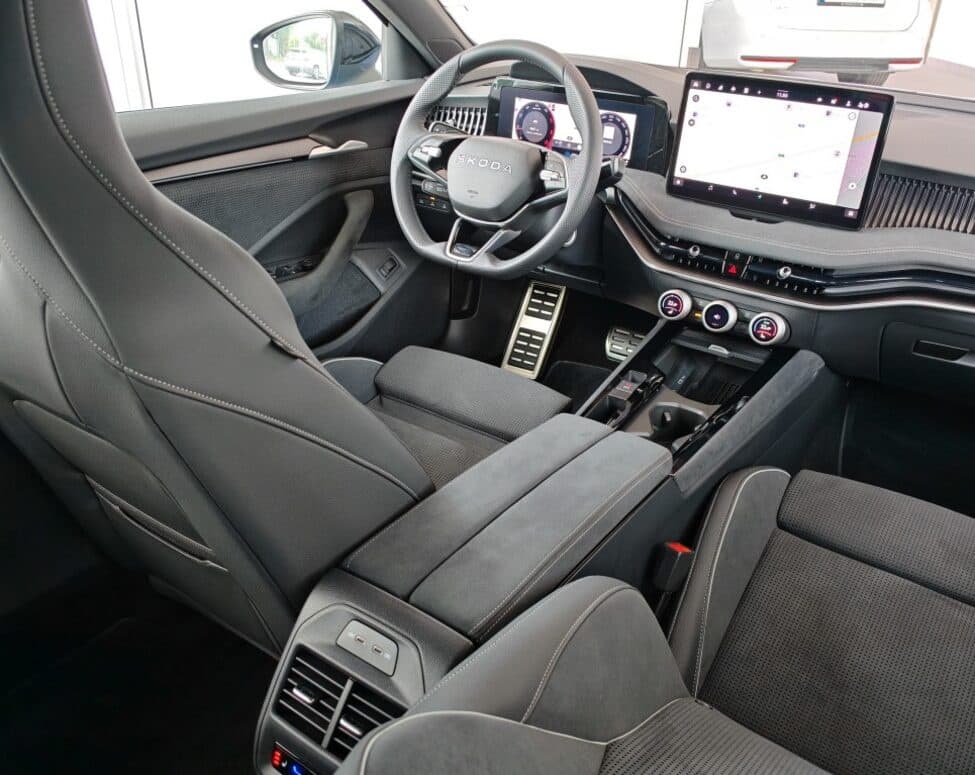 2025 Škoda SUPERB - 10