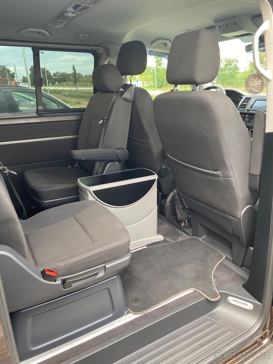 2016 Volkswagen MULTIVAN - 10