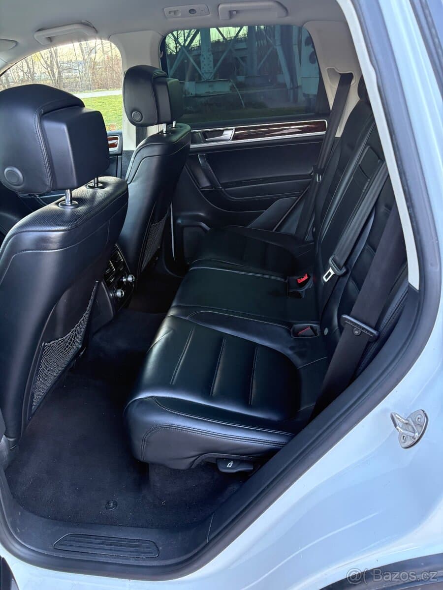 Volkswagen TOUAREG - 10