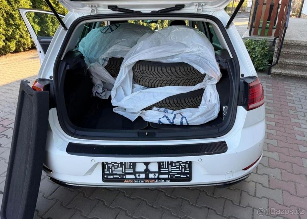 2018 Volkswagen GOLF - 10