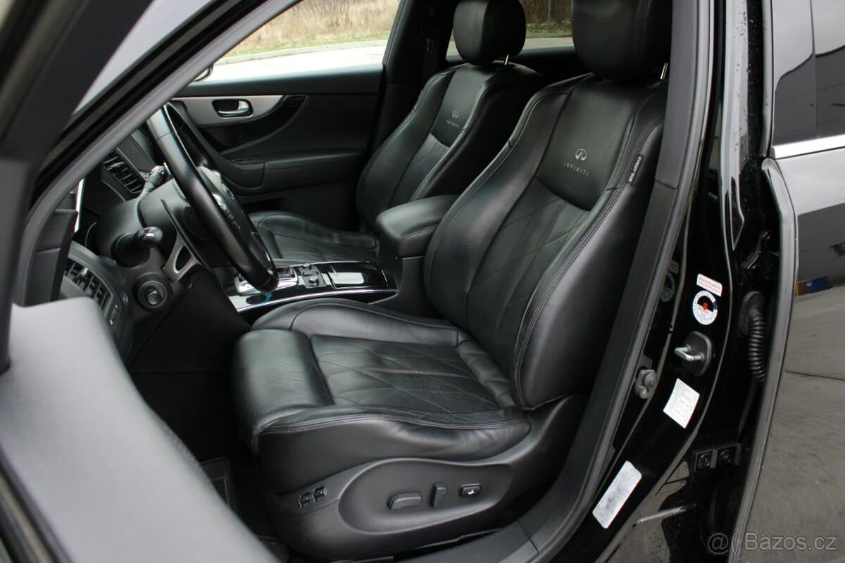 2014 Infiniti QX70 - 10