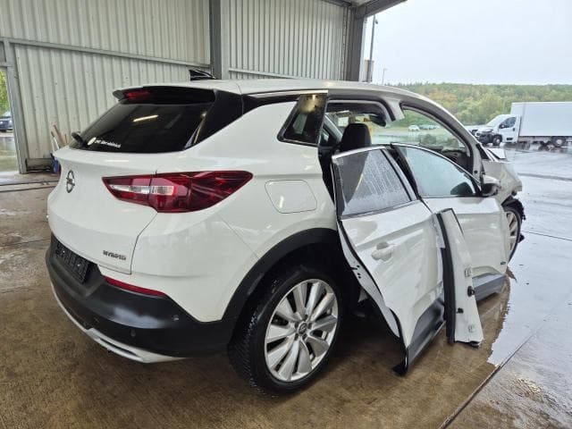 Opel GRANDLAND - 10