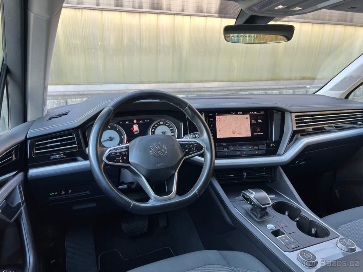 2021 Volkswagen TOUAREG - 10