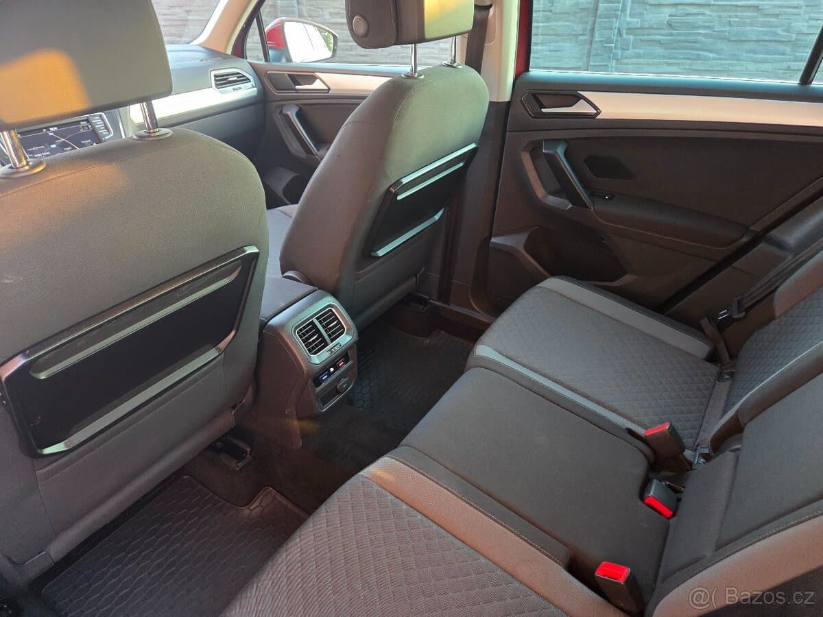 2016 Volkswagen TIGUAN - 10