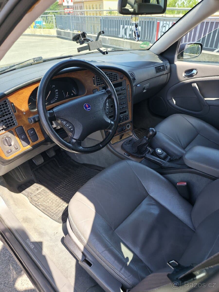 2003 Saab 9-5 - 10