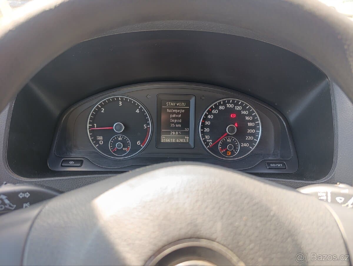 2010 Volkswagen CARAVELLE - 10