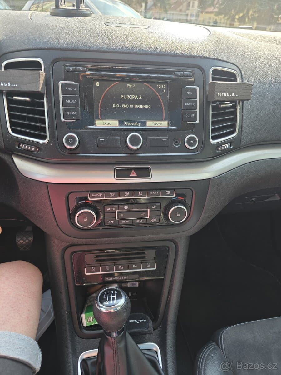 2011 Volkswagen SHARAN - 10