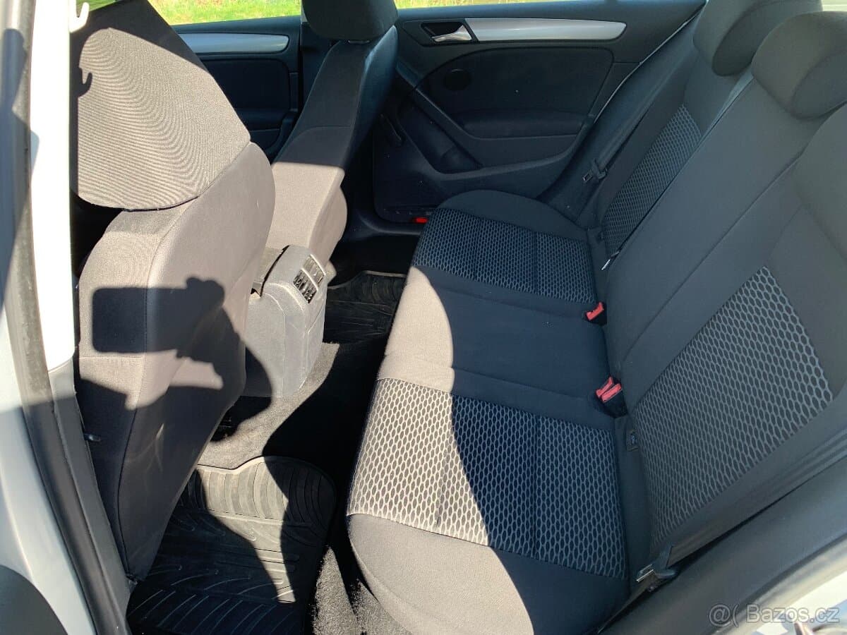 2009 Volkswagen GOLF - 10