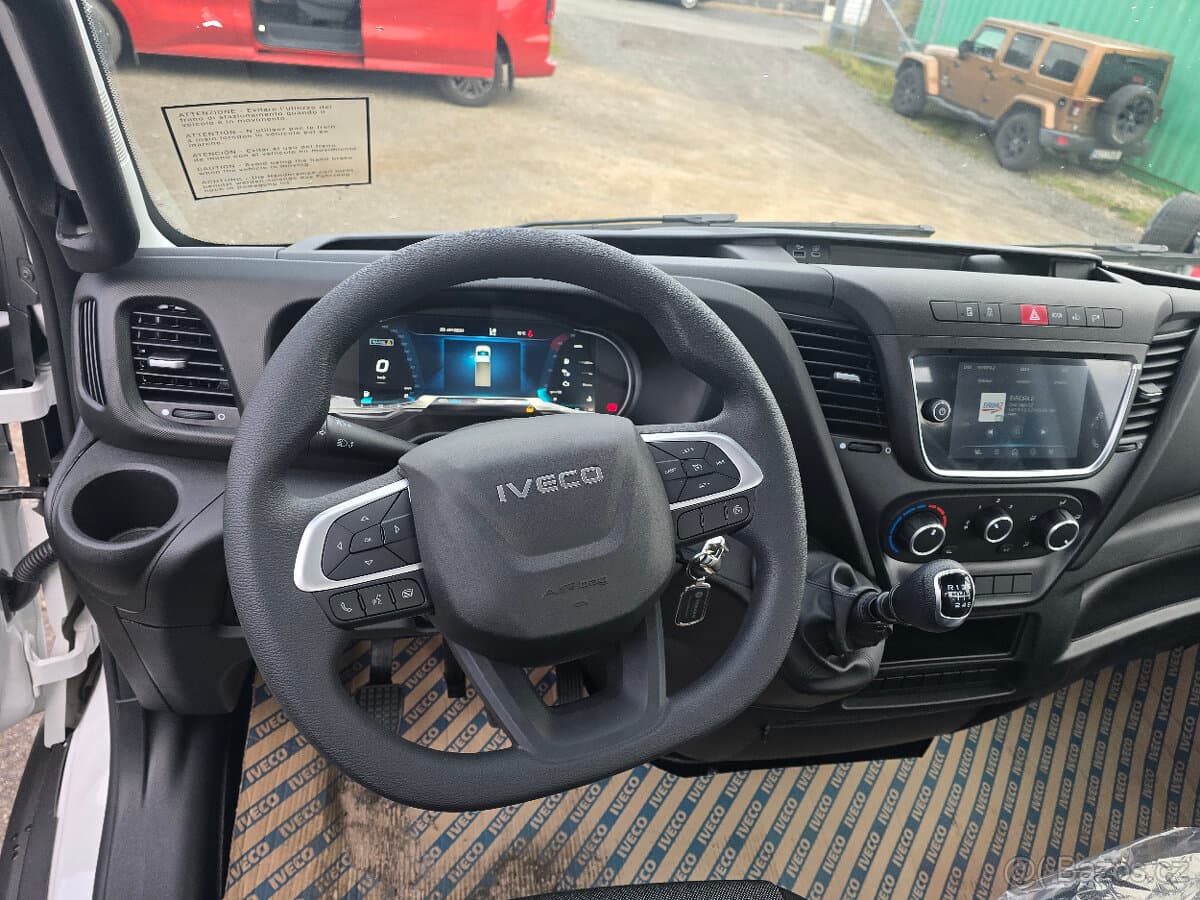 Iveco OSTATNÍ - 10