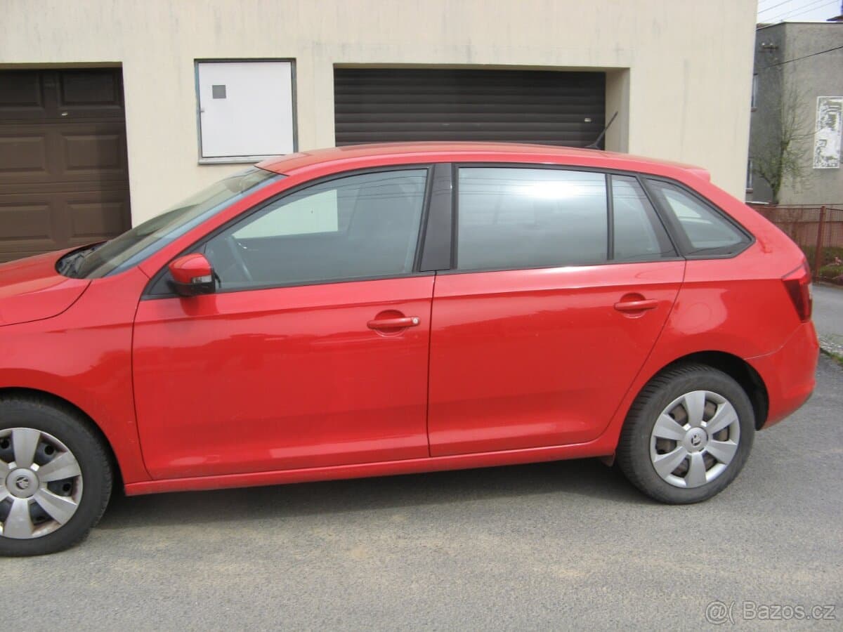 2015 Škoda RAPID - 10