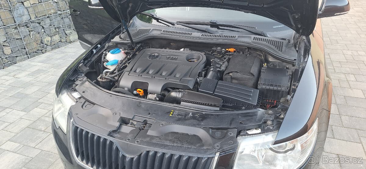 2011 Škoda SUPERB - 10