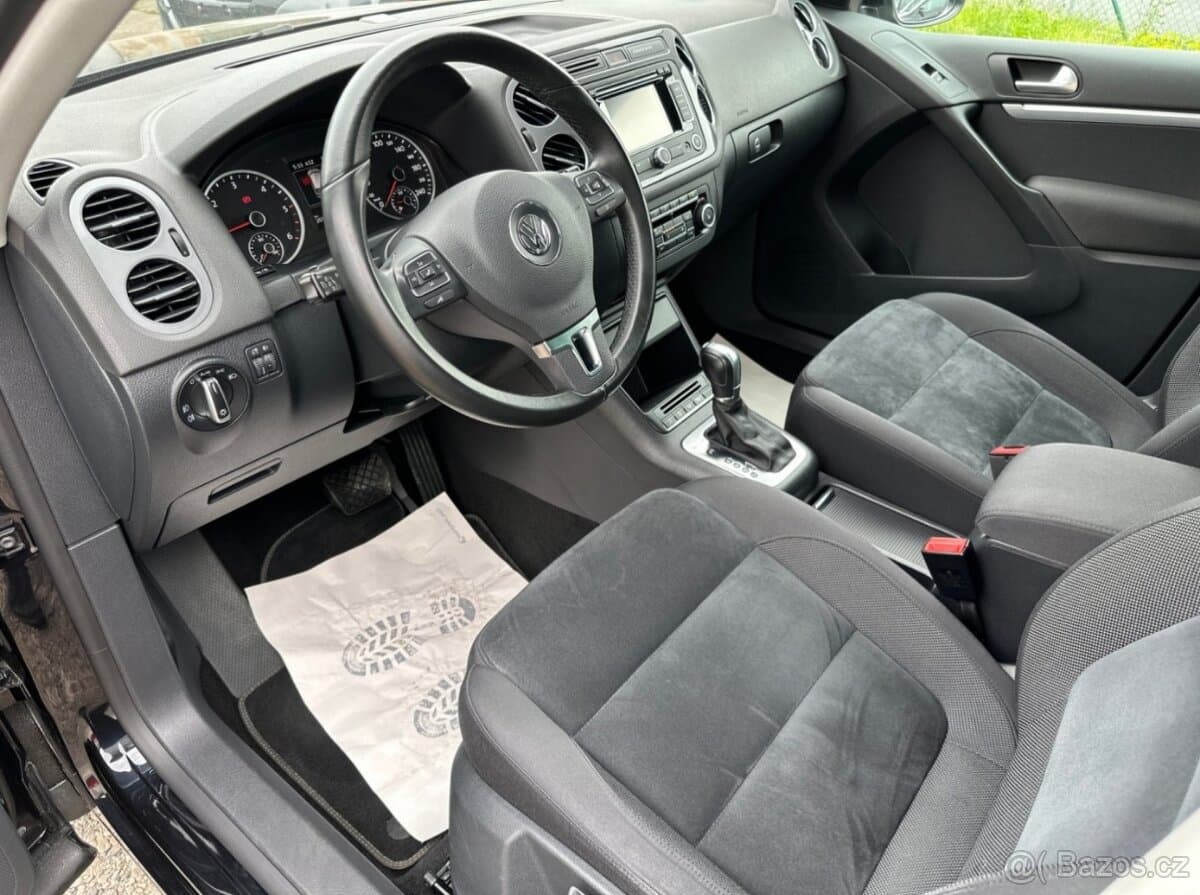 2015 Volkswagen TIGUAN - 10