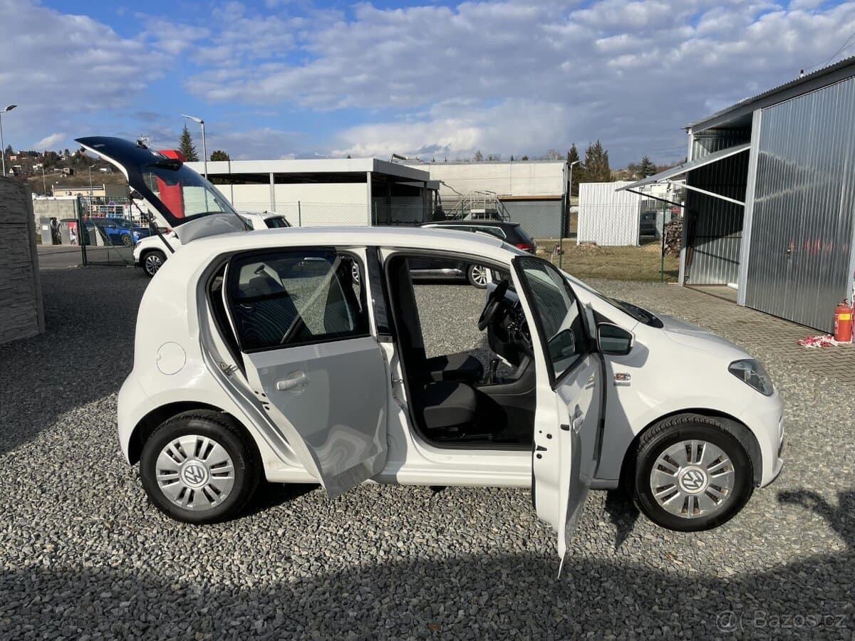 2013 Volkswagen UP! - 10
