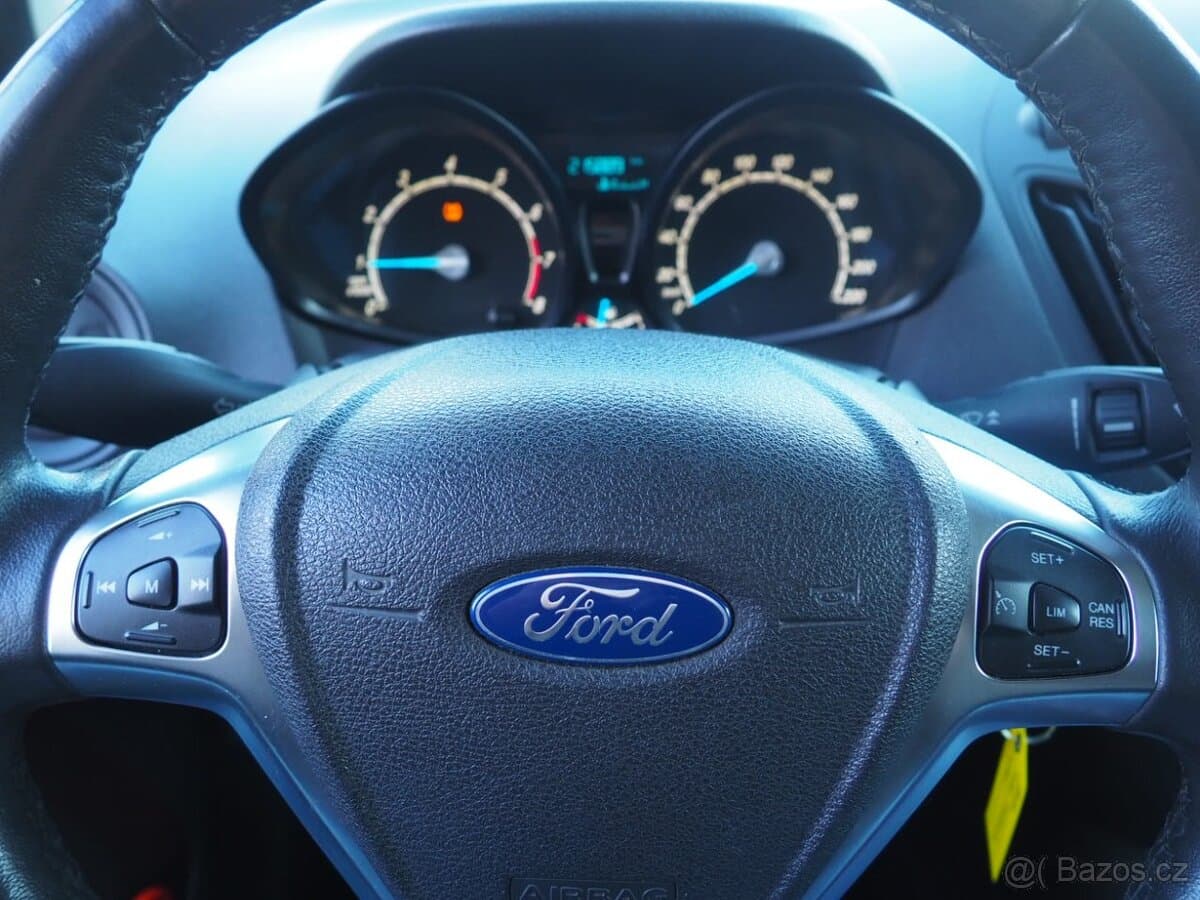 2015 Ford TOURNEO - 10