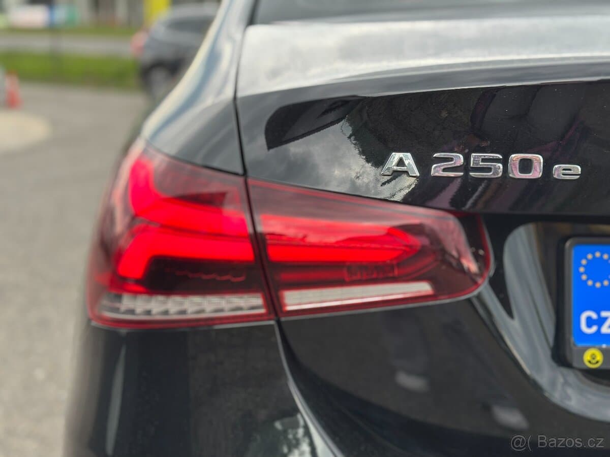 2021 Mercedes-Benz OSTATNÍ - 10