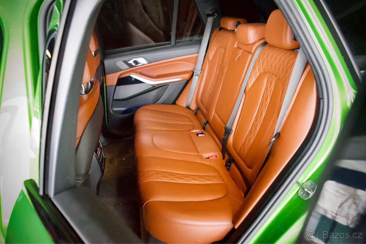 2022 BMW X5 - 10