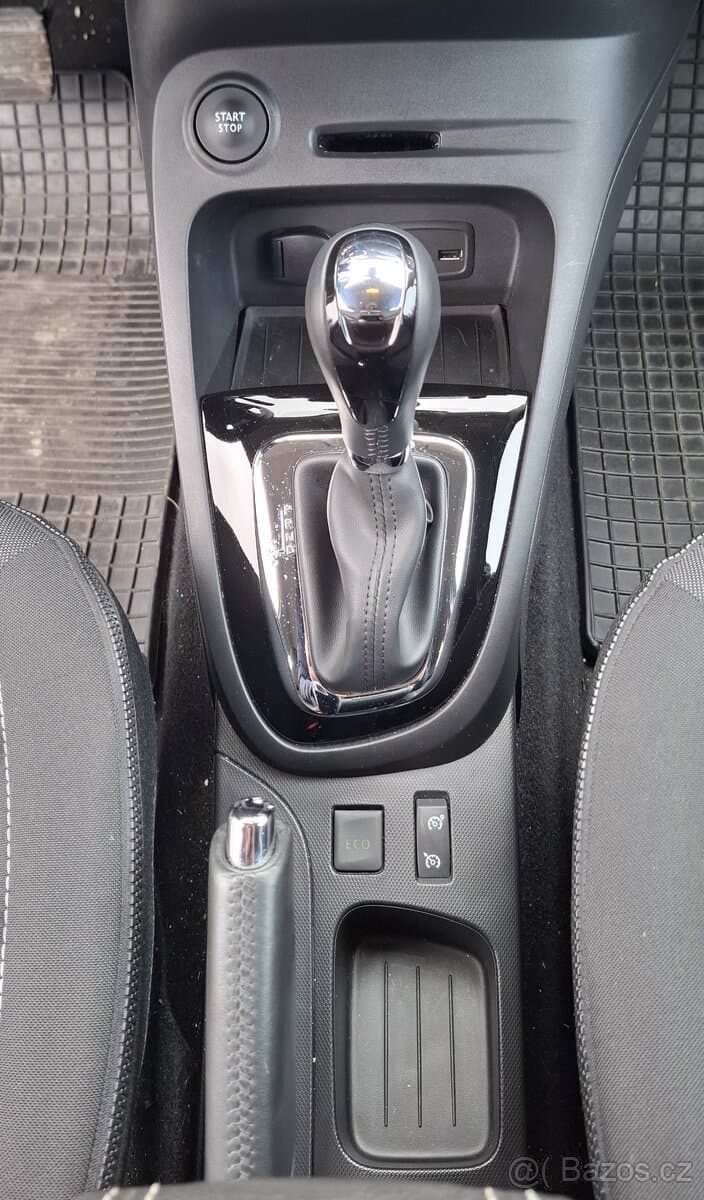 2015 Renault CAPTUR - 10