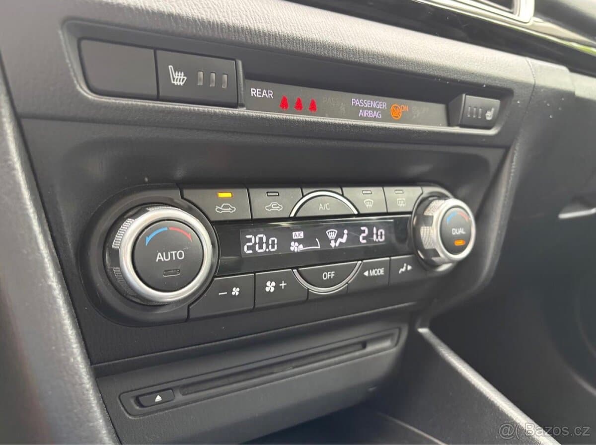 2015 Mazda 3 - 10