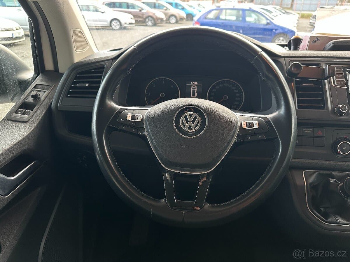 2016 Volkswagen MULTIVAN - 10