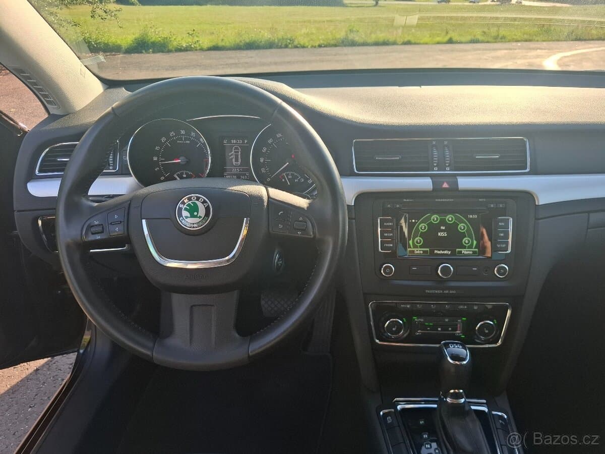 2013 Škoda SUPERB - 10