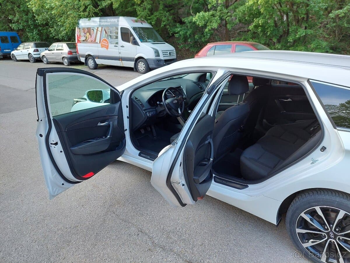 2016 Hyundai i40 - 10