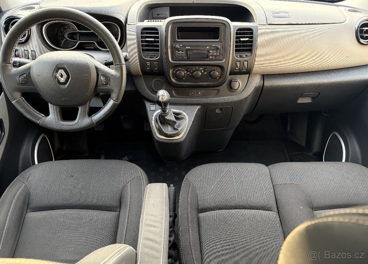 2017 Renault TRAFIC - 10