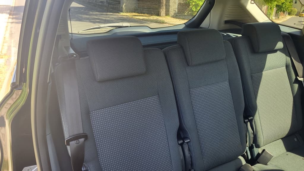 2011 Ford C-MAX - 10