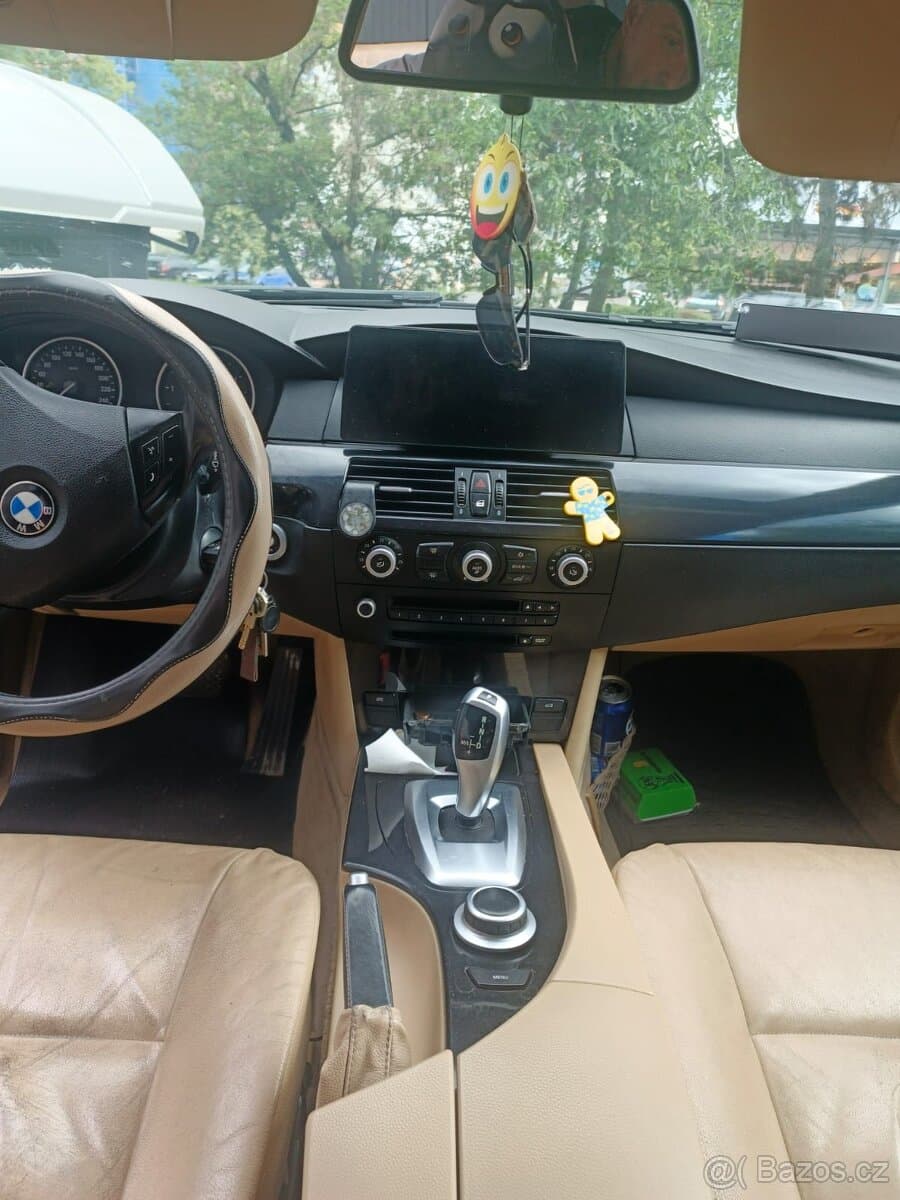 2008 BMW M5 - 10