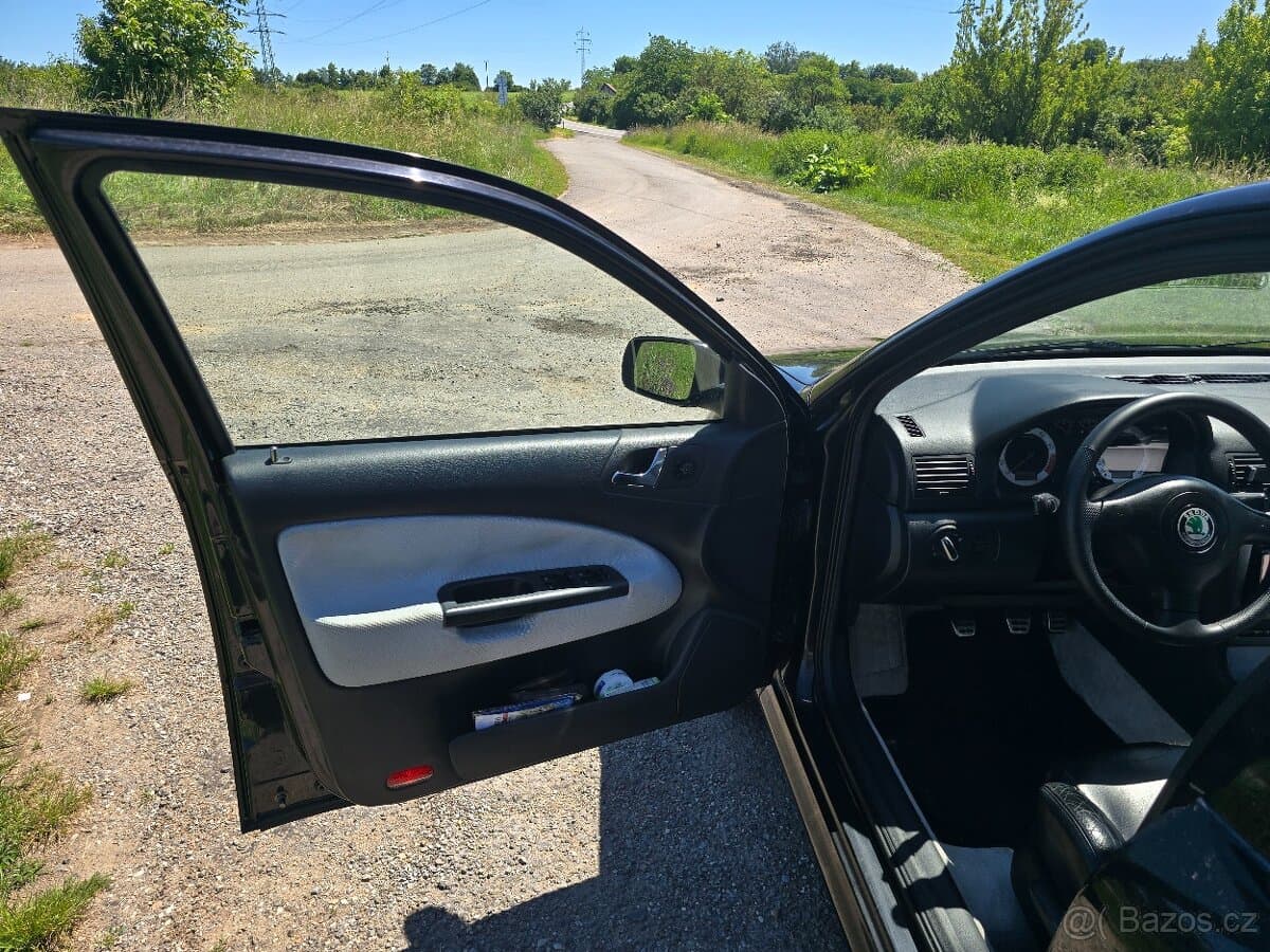 Škoda OCTAVIA - 10