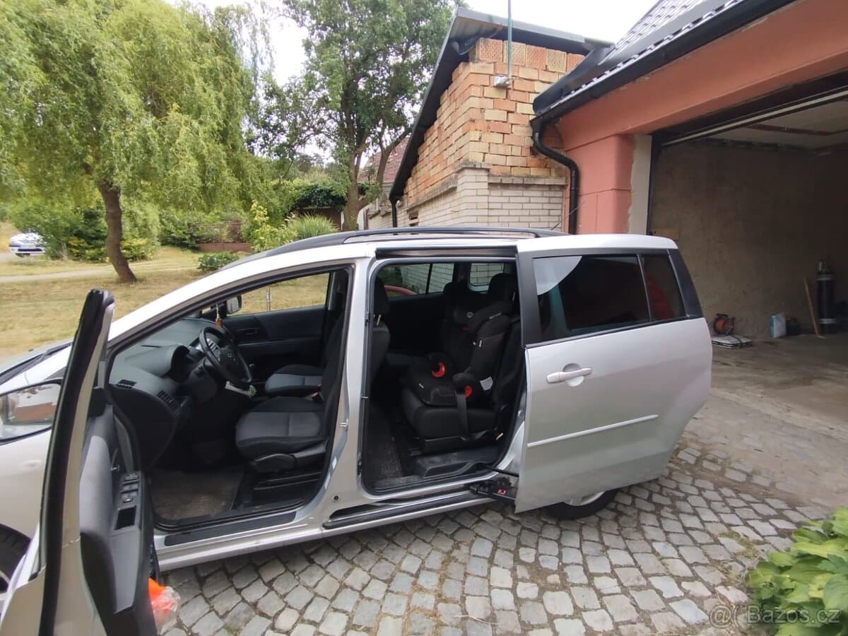 2007 Mazda 5 - 10
