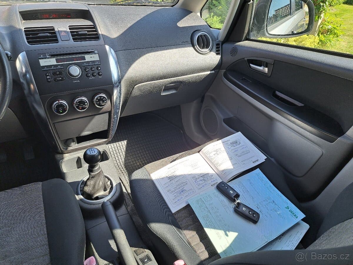 2009 Suzuki SX4 - 10