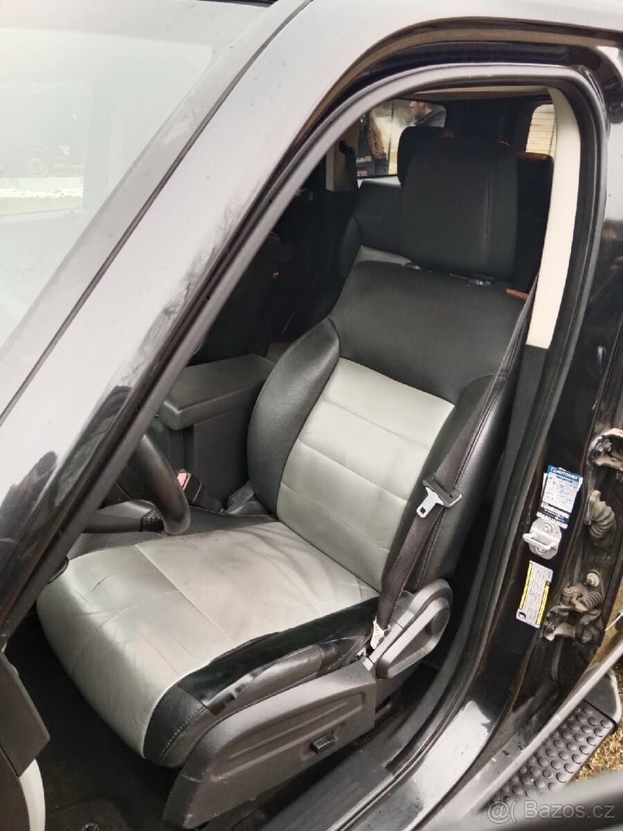 2009 Dodge NITRO - 10