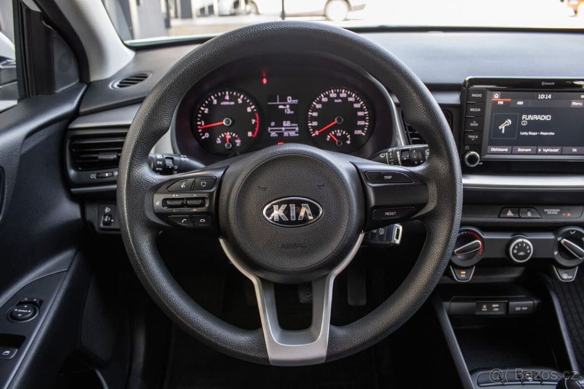 2018 Kia STONIC - 10