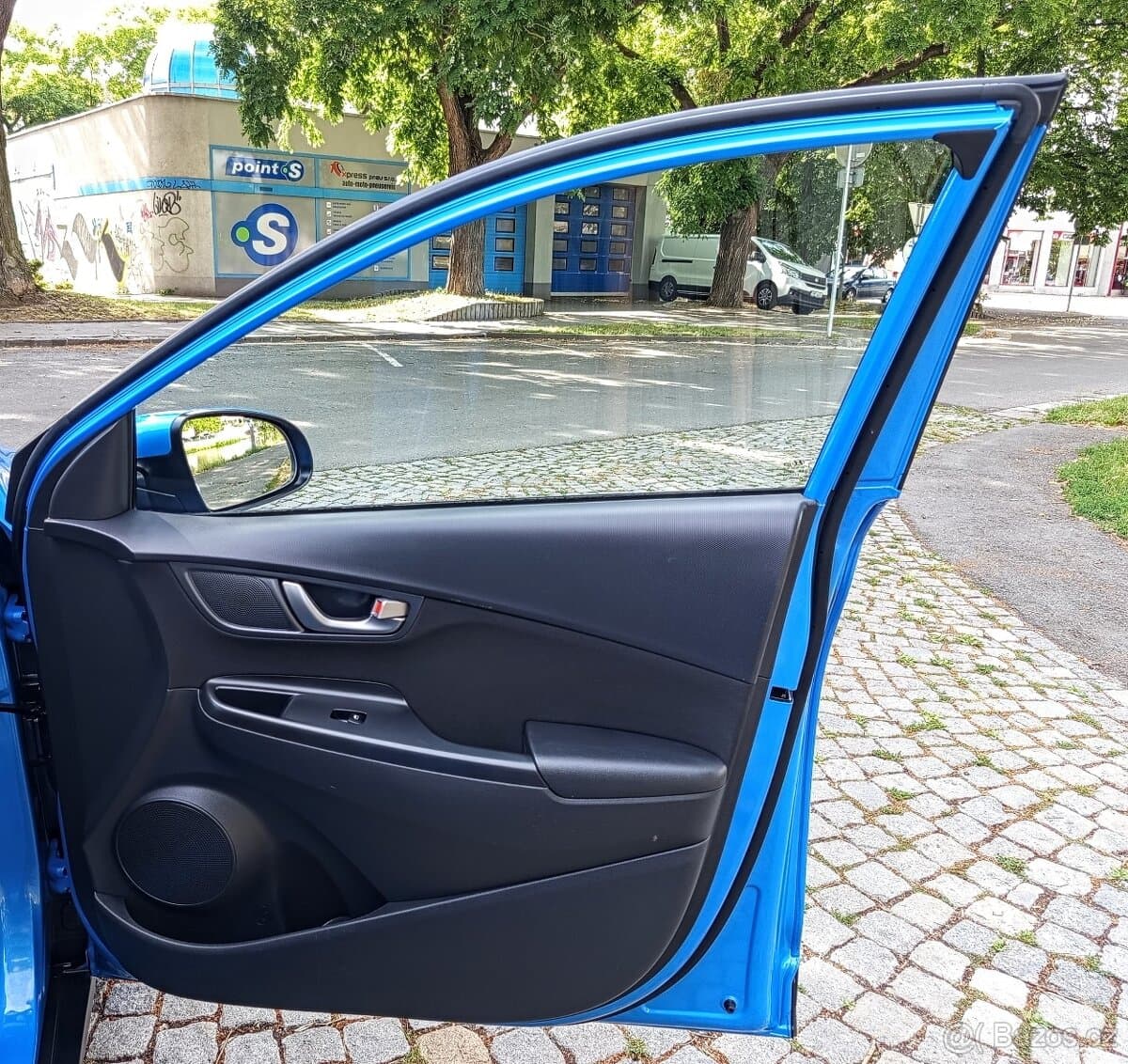 2020 Hyundai KONA - 10