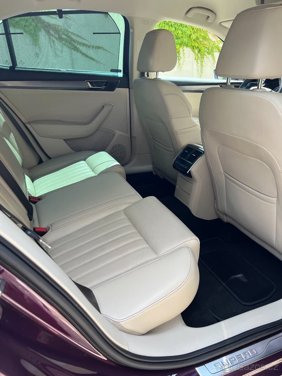 2019 Škoda SUPERB - 10