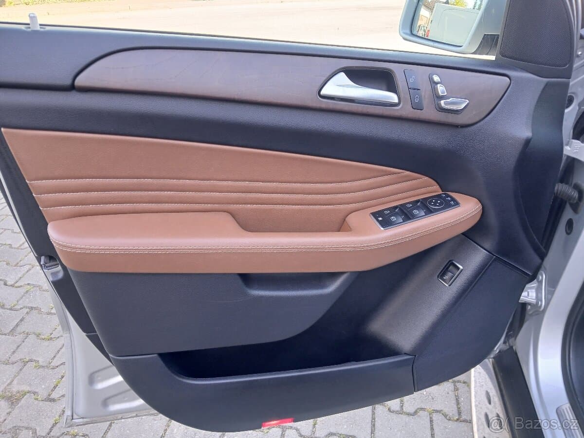2019 Mercedes-Benz GL - 10