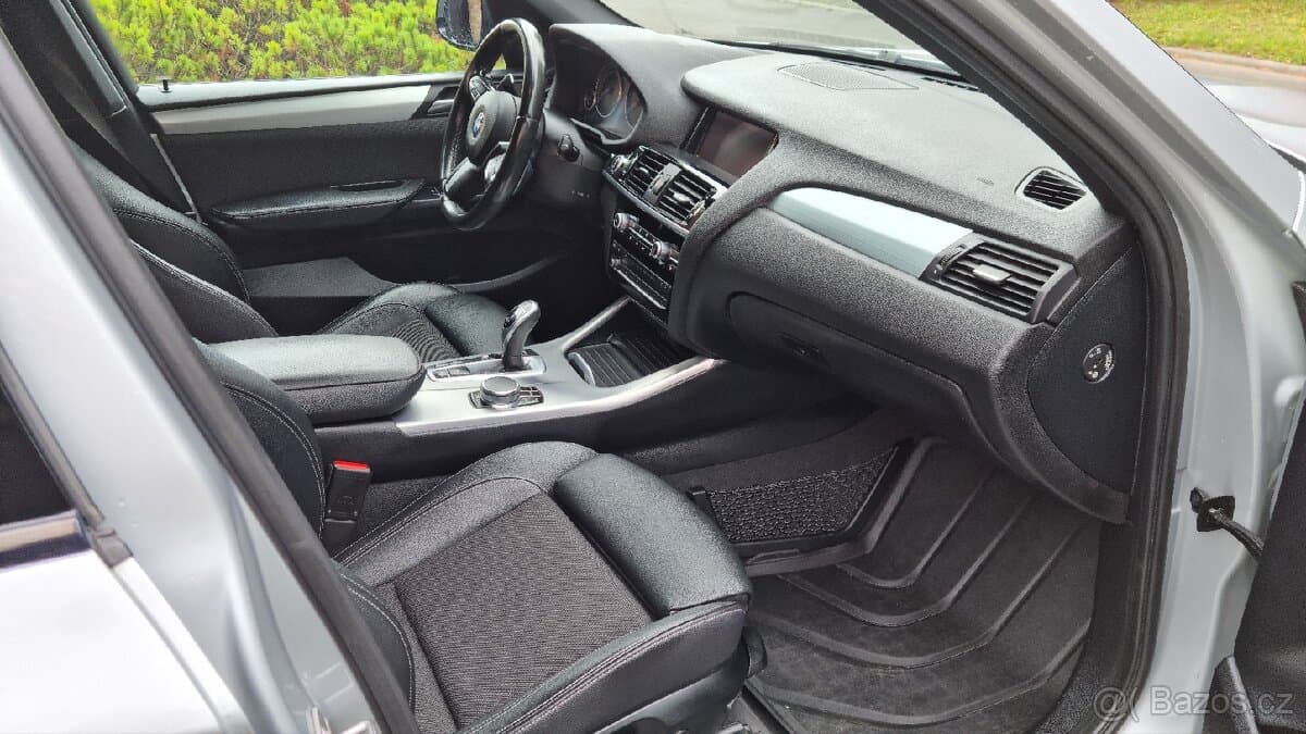 2016 BMW X3 - 10