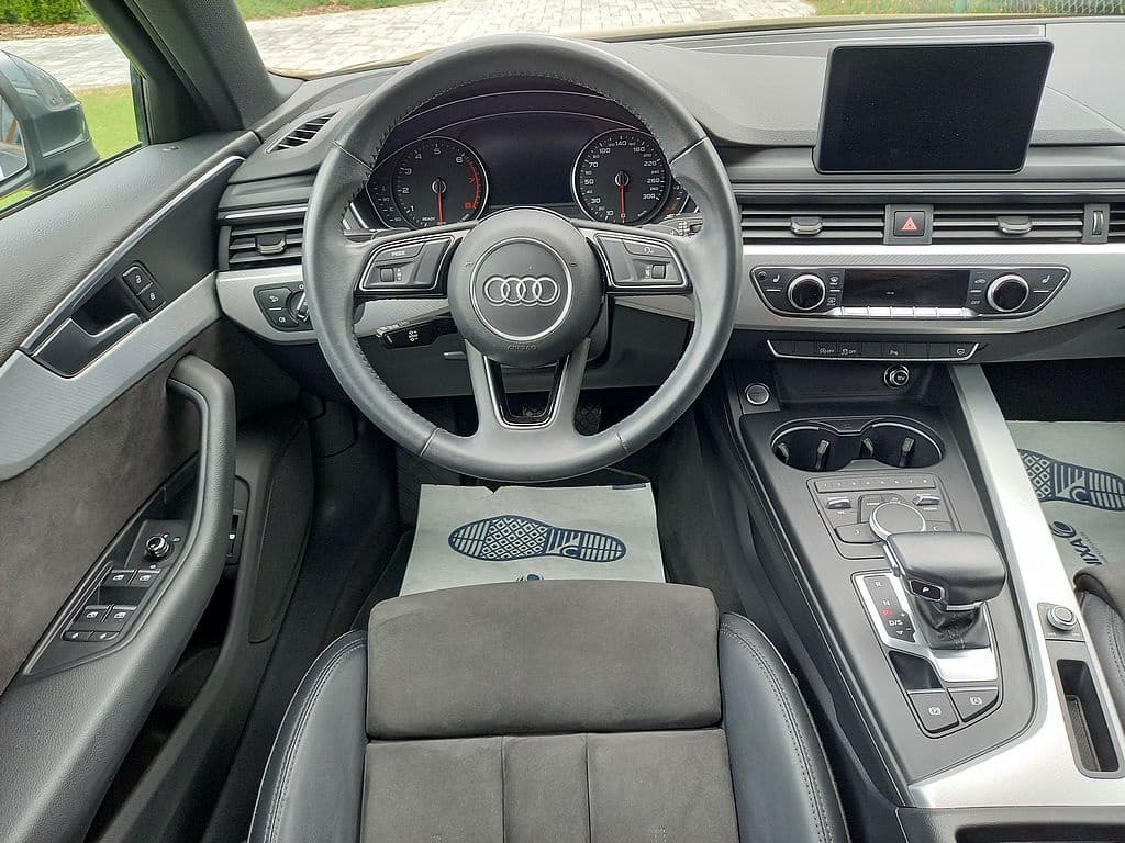 2019 Audi A4 - 10