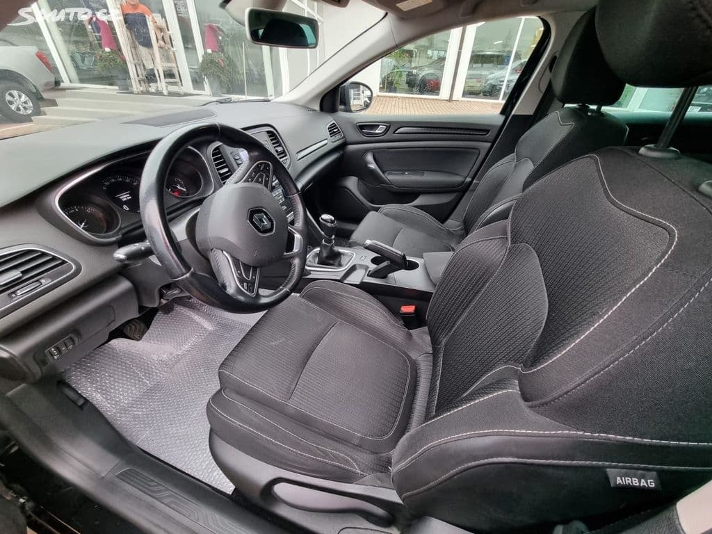 2017 Renault MEGANE - 10