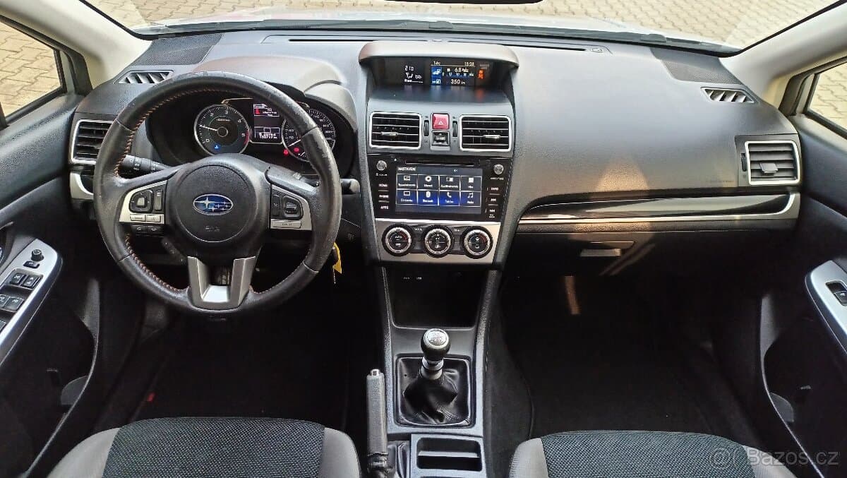 2017 Subaru XV - 10